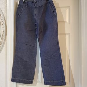 Talbots ladies capris pants are size 8P